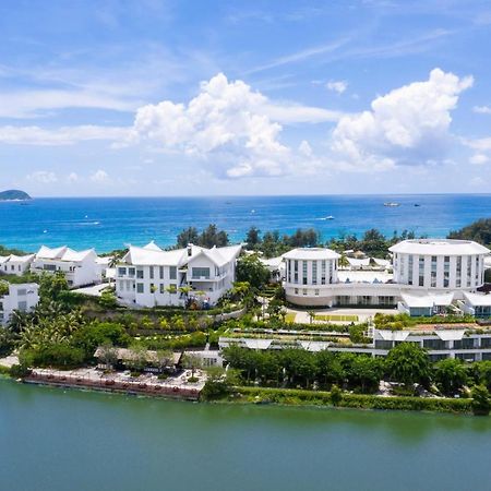 Palace Resort Villas Yalong Bay Sanya Exterior photo