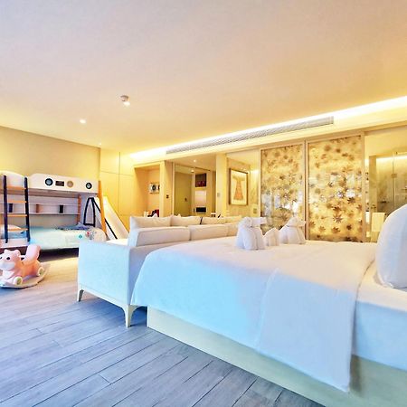 Palace Resort Villas Yalong Bay Sanya Exterior photo