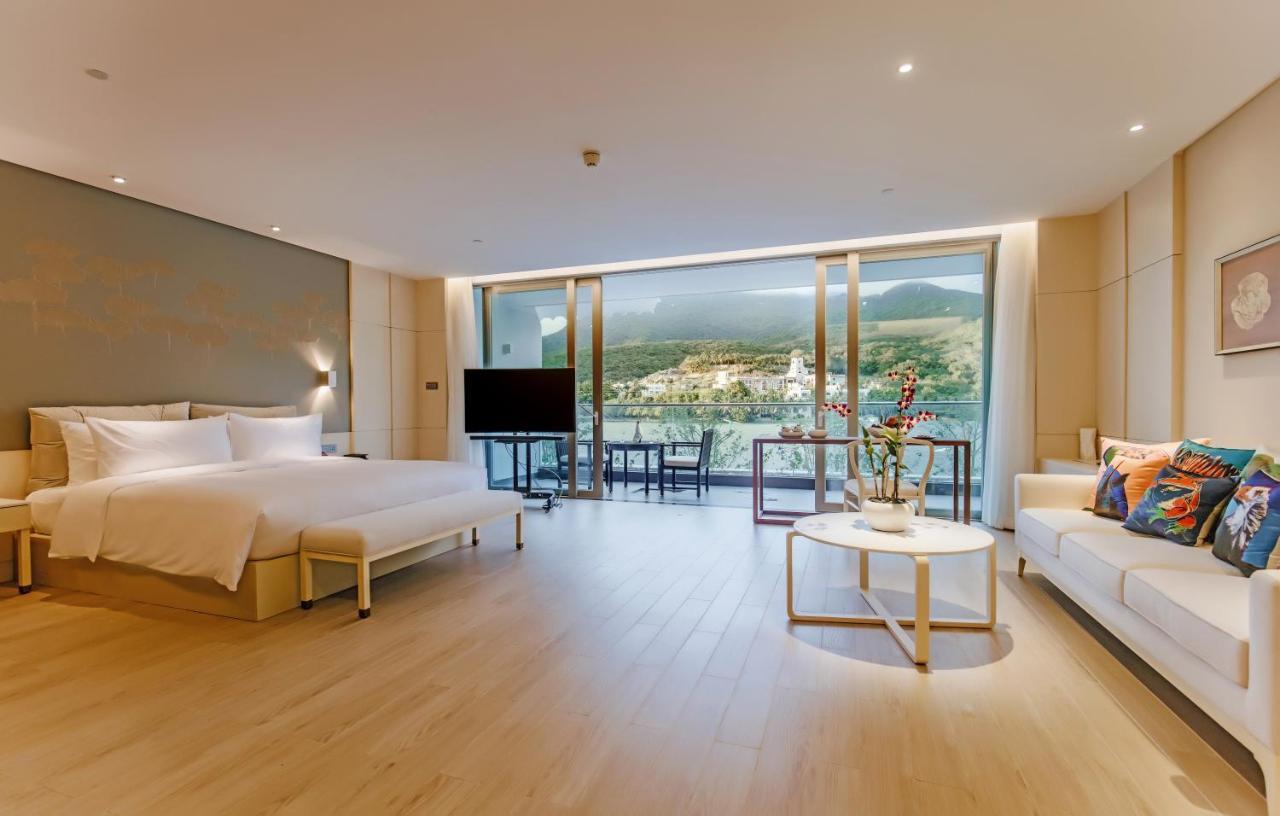 Palace Resort Villas Yalong Bay Sanya Exterior photo