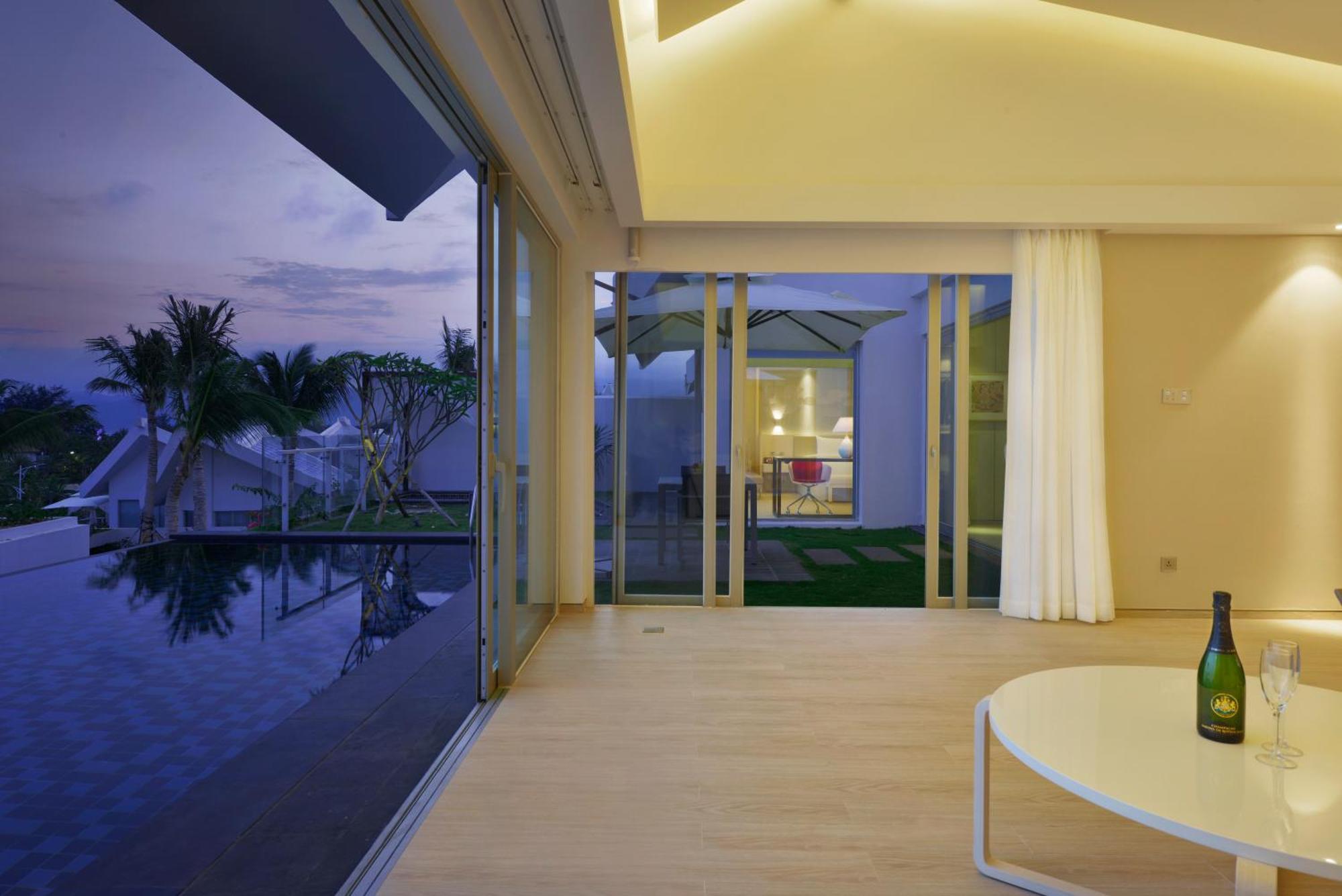Palace Resort Villas Yalong Bay Sanya Exterior photo