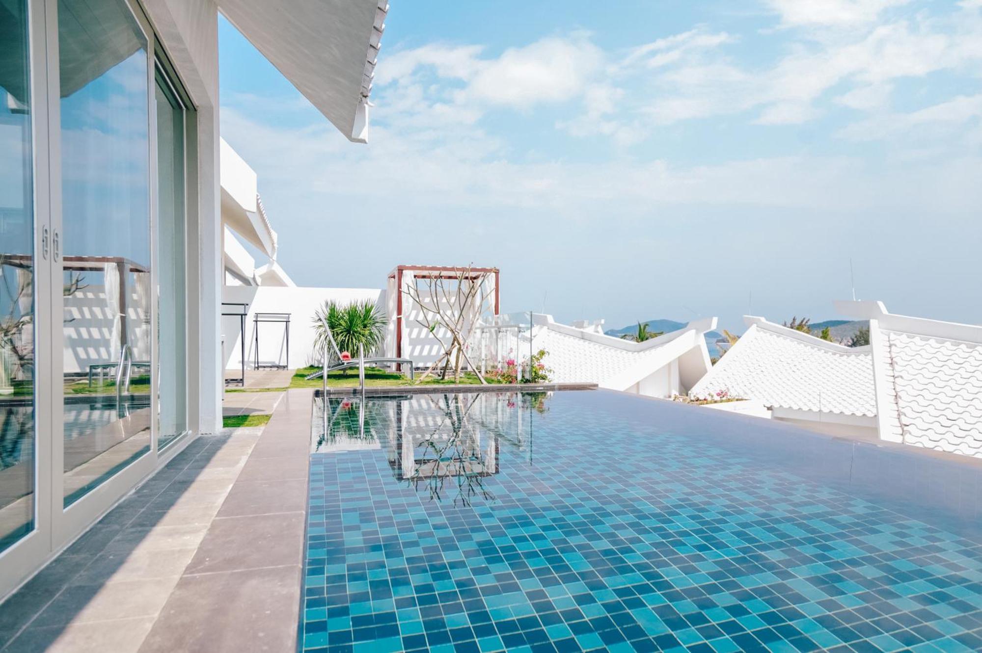 Palace Resort Villas Yalong Bay Sanya Exterior photo