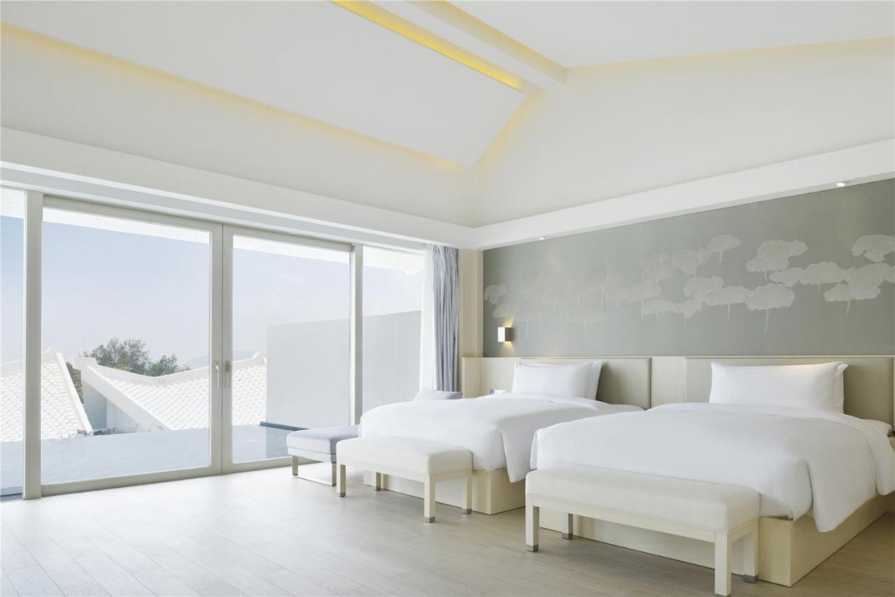 Palace Resort Villas Yalong Bay Sanya Exterior photo